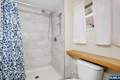 68 Mohawk Avenue 1st Fl #1st Fl, Hawthorne, NJ 07506 - Photo 10