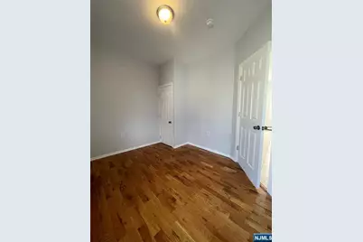82-84 Maple Avenue 2 #2, Wallington, NJ 07057 - Photo 10