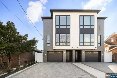 690 Palisade, Cliffside Park, NJ 07010 - Photo 30