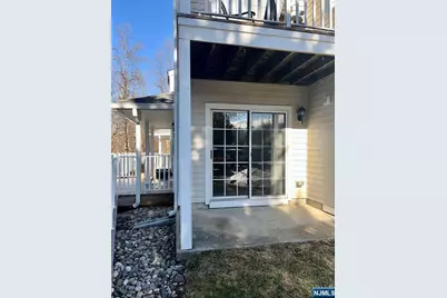 1023 Castle Road, Mahwah, NJ 07430 - Photo 2