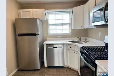 1023 Castle Road, Mahwah, NJ 07430 - Photo 8