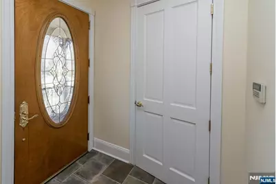 130 Franklin Turnpike 2 #2, Allendale, NJ 07401 - Photo 2