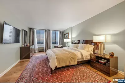 300 Winston 2922 #2922, Cliffside Park, NJ 07010 - Photo 18