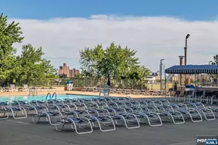 300 Winston 2922, Cliffside Park, NJ 07010 - Photo 36