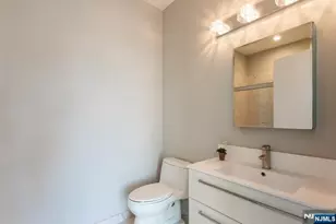 159 Cedar Street 402, Fort Lee, NJ 07024 - Photo 10