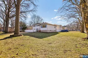 8 Hall Rd, Paramus, NJ 07652 - Photo 2