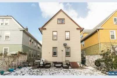 105 Knapp Avenue, Clifton, NJ 07011 - Photo 24