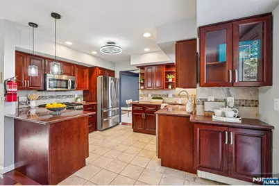 157 Clarken Drive 102 #102, West Orange Township, NJ 07052 - Photo 8