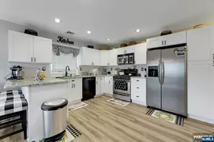 93 Richmond St, Lodi, NJ 07644 - Photo 14