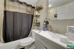 93 Richmond St, Lodi, NJ 07644 - Photo 40