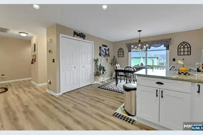 93 Richmond Street, Lodi, NJ 07644 - Photo 16