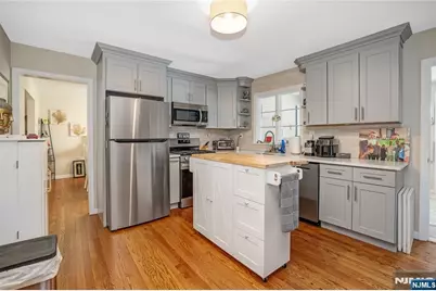 12 Maple Avenue A #A, Waldwick, NJ 07463 - Photo 8