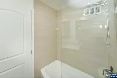 7002 Boulevard East 21B #21B, Guttenberg, NJ 07093 - Photo 10
