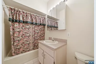 1310 Richmond Road, West Milford, NJ 07480 - Photo 20