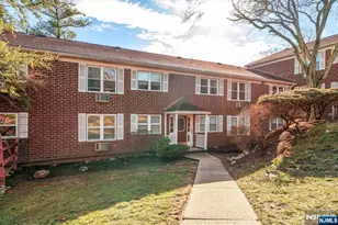 100 Pierson Miller Dr F32, Pompton Lakes, NJ 07442 - Photo 2