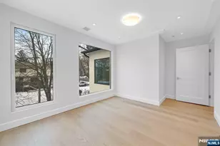 648 Falmouth Ave, Paramus, NJ 07652 - Photo 30