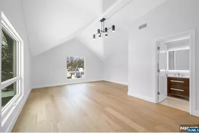 648 Falmouth Avenue, Paramus, NJ 07652 - Photo 34