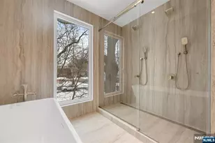 648 Falmouth Ave, Paramus, NJ 07652 - Photo 28