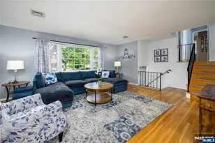 624 West Dr, Paramus, NJ 07652 - Photo 6