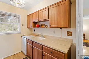 39 Harrison 8, Montclair, NJ 07042 - Photo 10