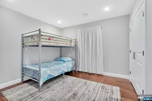 225 9th St, Newark, NJ 07103 - Photo 32