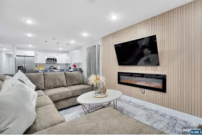 225 9th Street, Newark, NJ 07103 - Photo 24