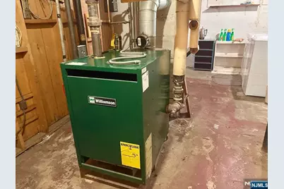 138 Fern Avenue, Lyndhurst Township, NJ 07071 - Photo 22