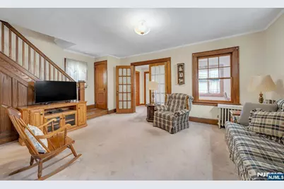 138 Fern Avenue, Lyndhurst Township, NJ 07071 - Photo 6