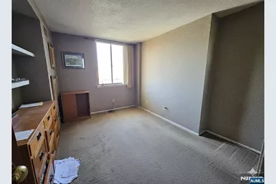 1527 Harmon Cove Tower, Secaucus, NJ 07094 - Photo 8