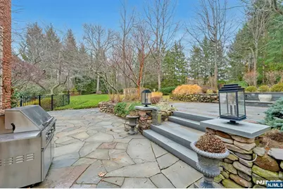 125 Jackson Drive, Cresskill, NJ 07626 - Photo 34