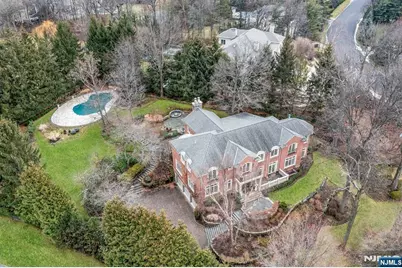 125 Jackson Drive, Cresskill, NJ 07626 - Photo 2