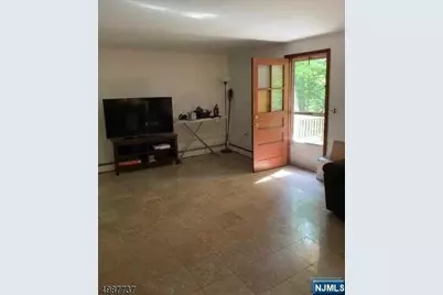 552 Stevens Avenue, Ridgewood, NJ 07450 - Photo 8