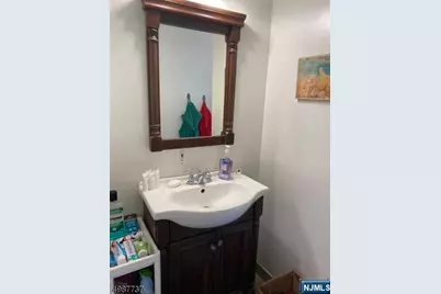 552 Stevens Avenue, Ridgewood, NJ 07450 - Photo 10