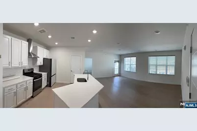 243 Lorhan Drive 2243 #2243, Piscataway Township, NJ 08854 - Photo 4