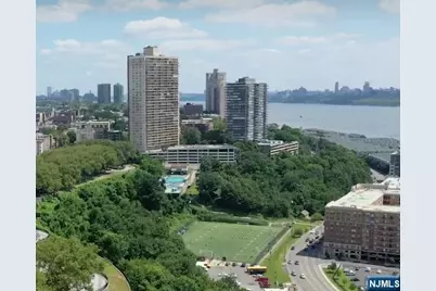 6040 Boulevard East 03 #03, West New York, NJ 07093 - Photo 26