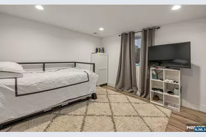 681 Palisade Avenue, Teaneck Township, NJ 07666 - Photo 34