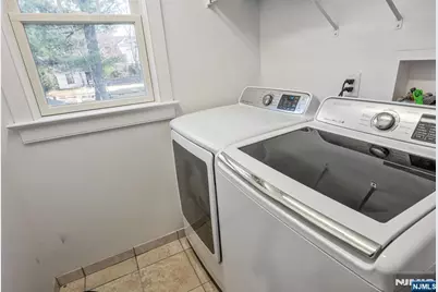 681 Palisade Avenue, Teaneck Township, NJ 07666 - Photo 28