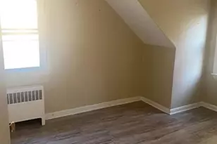 332 Sanford Ave, Lyndhurst Township, NJ 07071 - Photo 2