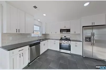 71-73 Lindsley Avenue, Newark, NJ 07106 - Photo 18