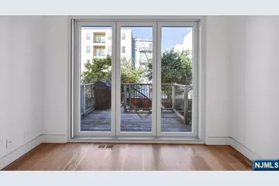 122 Jefferson Street A #A, Hoboken, NJ 07030 - Photo 8