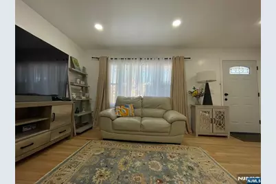 11 Raymond Place, Hawthorne, NJ 07506 - Photo 6