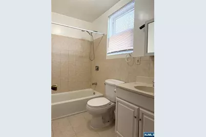 64 Knickerbocker Road #2 - 2nd Flo, Englewood, NJ 07631 - Photo 24