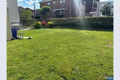 219 Cliff Street G #G, Cliffside Park, NJ 07010 - Photo 12