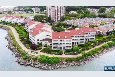 1225 River Road 6A #6A, Edgewater, NJ 07020 - Photo 1