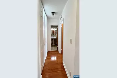 2100 Linwood Avenue 7D #7D, Fort Lee, NJ 07024 - Photo 18