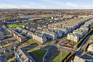 215 Roosevelt Dr, Wood Ridge, NJ 07075 - Photo 50