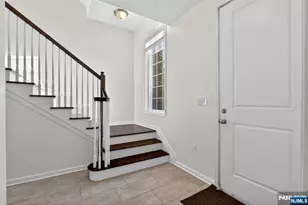 215 Roosevelt Dr, Wood Ridge, NJ 07075 - Photo 4