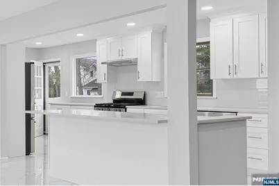 229 Standish Road, Paramus, NJ 07652 - Photo 14