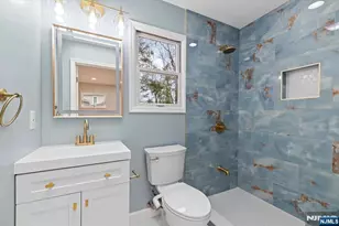 229 Standish Rd, Paramus, NJ 07652 - Photo 10