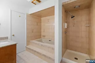 229 Standish Rd, Paramus, NJ 07652 - Photo 24